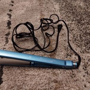 Babliss Nano Pro Blue Hair Straightener